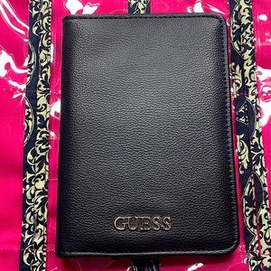 GUESS Wallet